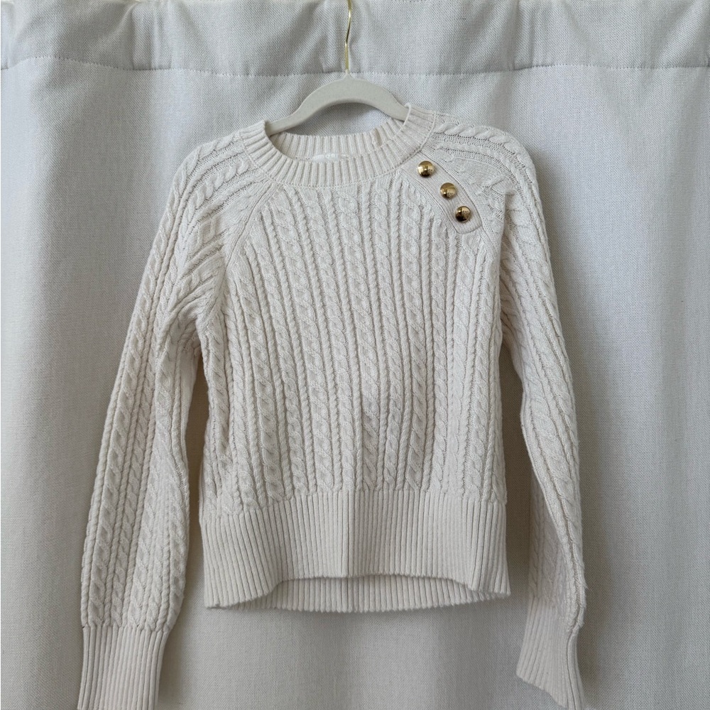 Abercrombie girls Cream Cable-Knit Sweater with gold Buttons size 9/10